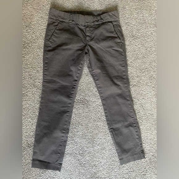 J. Crew Pants - EUC J.Crew Gray Andie Chino 8P